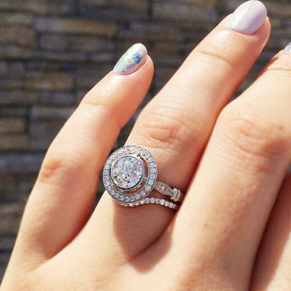 Jewelry - Luxury 925 Silver Round Cut White Sapphire Ring
